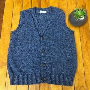 3for 20💕Crazy 8 boy vest shirt size5-6